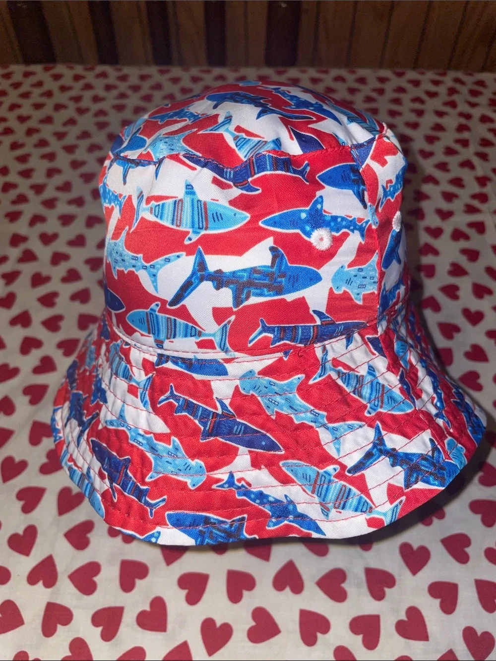 Super cute red, white & blue UV skinz sun bucket hat (youth)
